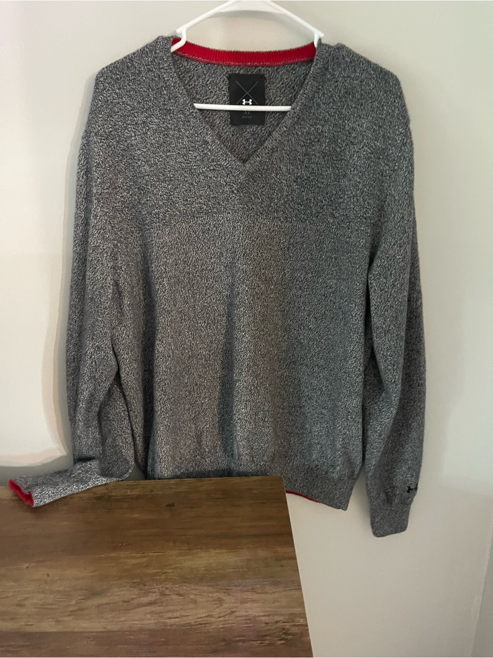 Under Armour Men’s Gray V-Neck Sweater